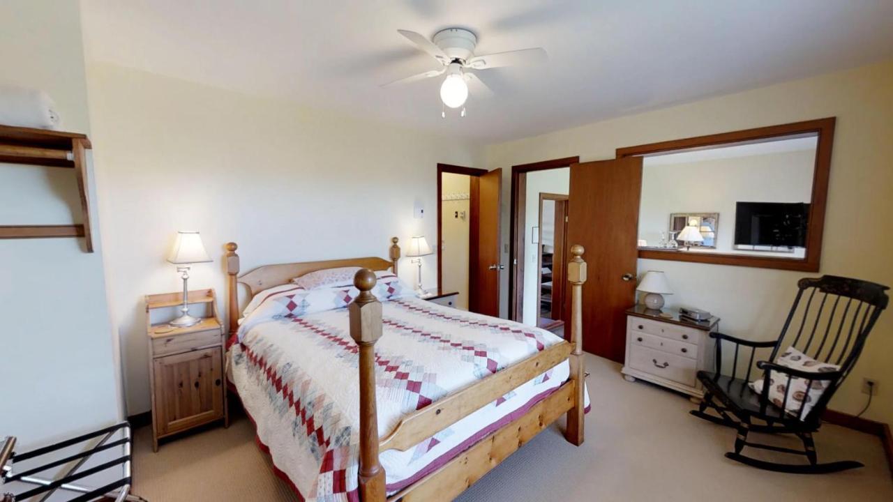 Bayview Pines Country Inn B&B Mahone Bay Extérieur photo