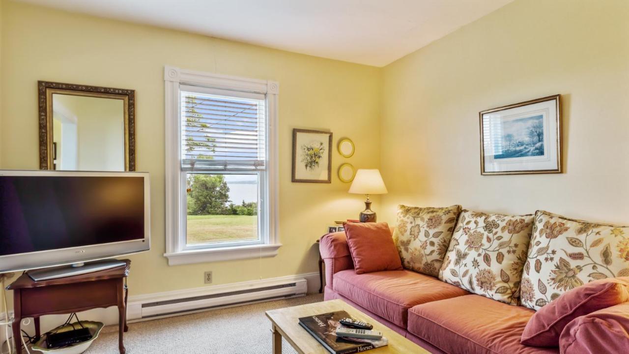 Bayview Pines Country Inn B&B Mahone Bay Extérieur photo