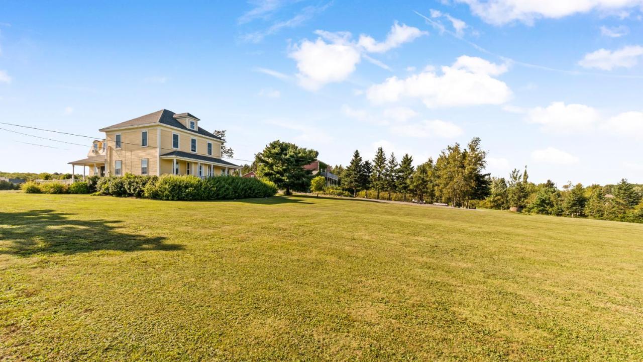 Bayview Pines Country Inn B&B Mahone Bay Extérieur photo
