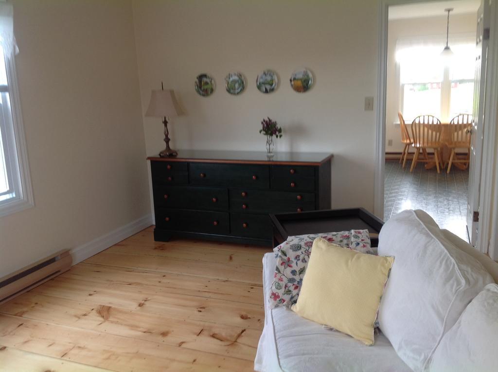 Bayview Pines Country Inn B&B Mahone Bay Extérieur photo
